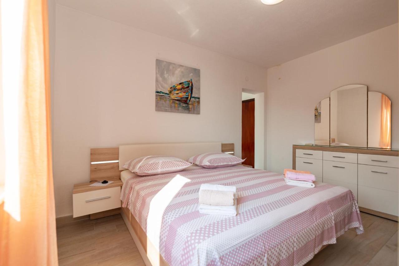 Navis Sea View Apartment With Pool Makarska Dış mekan fotoğraf