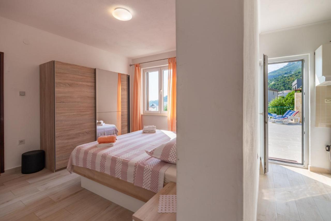Navis Sea View Apartment With Pool Makarska Dış mekan fotoğraf