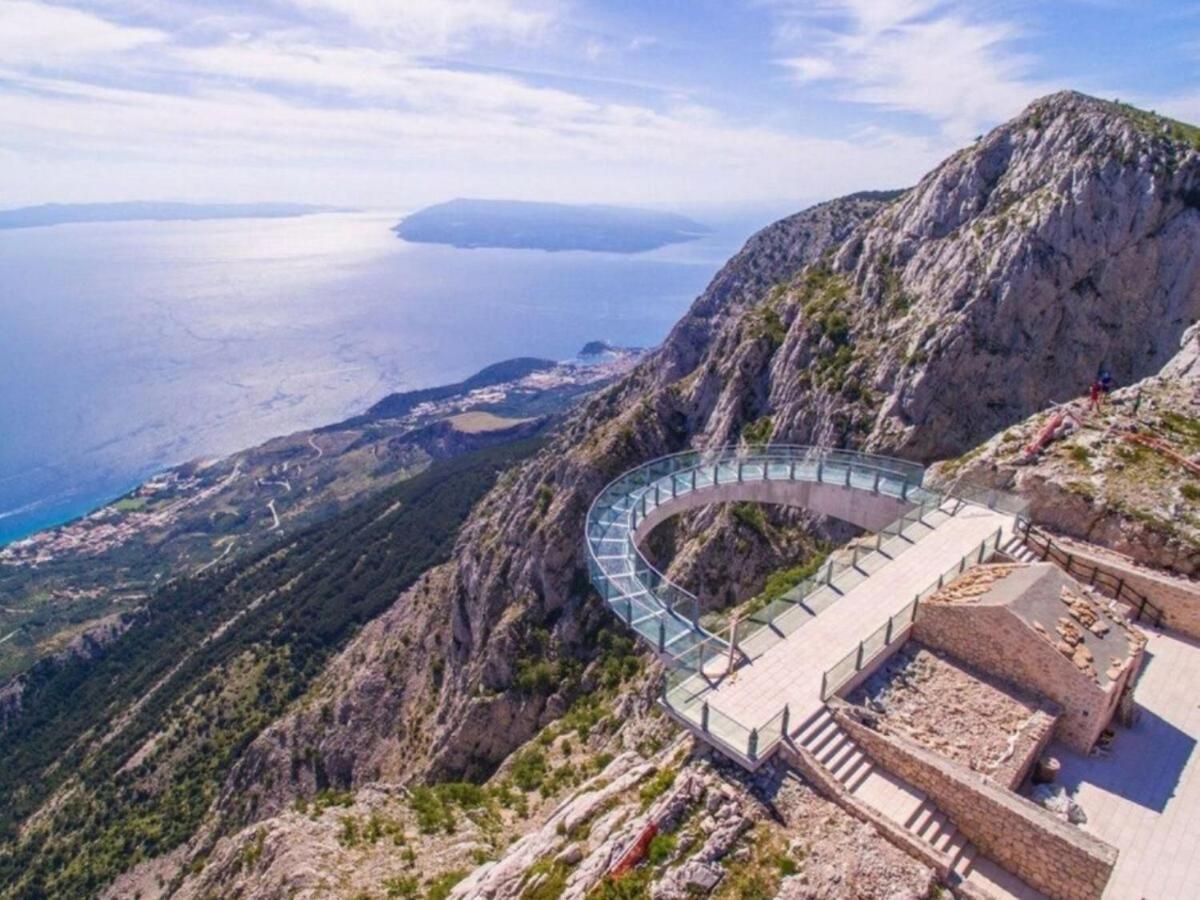 Navis Sea View Apartment With Pool Makarska Dış mekan fotoğraf